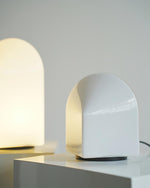 Bild in die Galerieansicht laden, Parade Tischlampe