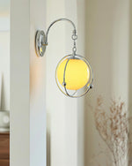 Bild in die Galerieansicht laden, Saturn Hoop Wandleuchte