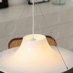 Bild in die Galerieansicht laden, Saebery UFO-Shaped Pendant Lamp – Elegant Design Ideal for Kitchen or Workspace