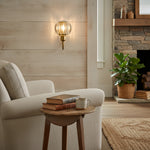 Cargar imagen en el visor de la galería, Aplique de Pared Tracian - Brazo Curvado con Pantalla de Vidrio o Lino para Dormitorio