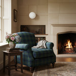 Load image into Gallery viewer, Glorica Glass Brass Wall Sconce - Frosted Globe Classic Light For Warm Ambiance