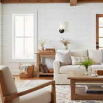 Cargar imagen en el visor de la galería, Aplique de Pared Moderno Roven con Pantalla de Cilindro de Vidrio - Acento Versátil para Sala de Estar