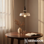 Charger l’image dans la visionneuse de la galerie, Suspension Verdoma en laiton vintage avec verre transparent - Lampe suspendue fleur pour salle à manger et espaces de vie