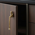 Załaduj obraz do przeglądarki galerii, Złote Mosiężne Uchwyty do Szafek Thinker – Metalowe Uchwyty do Szuflad i Gałki do Toaletki