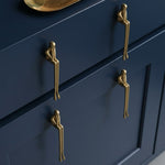 Załaduj obraz do przeglądarki galerii, Złote Mosiężne Uchwyty do Szafek Thinker – Metalowe Uchwyty do Szuflad i Gałki do Toaletki