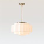 Afbeelding laden in galerijweergave, Antieke messing hanglamp met meerdere niveaus en opaalwit glas