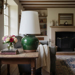 Afbeelding laden in galerijweergave, Ceruna moderne keramische bedlamp met linnen stoffen kap – elegante verlichting voor slaapkamer en woonkamer