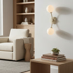 Charger l'image dans le visualiseur de la galerie, Applique murale en fer Arden Glass à 2 lumières - Design moderne courbé pour salle de bain ou couloir