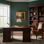 Afbeelding laden in galerijweergave, Virelle Traditionele Tiffany Tafellamp – Kleurrijke Glas-in-lood Koepel Bureaulamp voor Slaapkamer