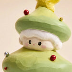 Carica l'immagine nella visualizzazione Galleria, Close detail of handmade wooden Christmas tree ornament texture
