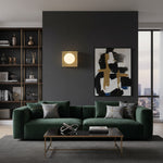 Carica immagine nel visualizzatore della Galleria, Applique da parete Vellaro in vetro e metallo - Stile senza tempo per l'illuminazione di cucina e ufficio