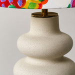 Bild in die Galerieansicht laden, Close-up of the textured ceramic table lamp base