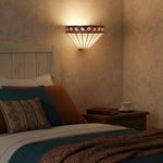 Afbeelding laden in galerijweergave, TF Fargo Art Deco Wandlamp met Diamantmotief – Glazen Wandkandelaar voor Hal & Slaapkamer