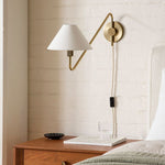Afbeelding laden in galerijweergave, Diora Plug-In Wandlamp - Champagne Brons Verstelbare Arm Lamp met Linnen Kap