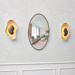 Bild in die Galerieansicht laden, Oyster Hammerschlag Onyx Wandleuchte