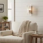 Cargar imagen en el visor de la galería, Lámpara de pared de vidrio cilíndrico Velora – Aplique de pared de latón refinado para entrada o junto a la cama