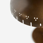 Bild in der Galerieansicht laden, Lustrona Perforierte Schirm Messing Schreibtischlampe – Modernes Vintage Akzentlicht