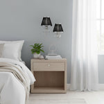 Afbeelding laden in galerijweergave, Talonis dubbele tafellamp – dubbele lampenkappen en metalen voet voor slaapkamer en woonkamer