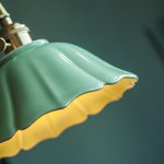 Carica l'immagine nella visualizzazione Galleria, Lampada a sospensione vintage in ceramica celadon a forma di loto