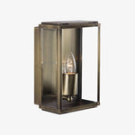 Afbeelding laden in galerijweergave, Boxar Buitenmuurlantaarn – Metalen Frame en Helder Glas voor Veranda's of Entrees