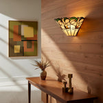 Bild in die Galerieansicht laden, TF Jamelia Jugendstil-Wandleuchte mit facettiertem Glasschirm – Metall-Glas-Leuchte für Flur oder Schlafzimmer