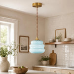 Cargar imagen en el visor de la Galería, Pendant light in a bright cream kitchen