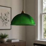 Cargar imagen en el visor de la Galería, Emerald green pendant light near a bright window