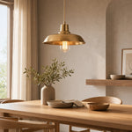 Afbeelding laden in galerijweergave, Brass pendant light above a dining table