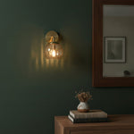 Afbeelding laden in galerijweergave, Tracian messing gestructureerde glazen wandlamp – moderne klassieke wandkandelaar voor interieur en gangen