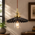 Cargar imagen en el visor de la Galería, pleated ceramic pendant light 13
