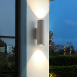 Carica l'immagine nella visualizzazione Galleria, Lampada da parete minimalista in cemento per interni ed esterni Midnight Glow