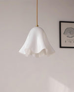 Cargar imagen en el visor de la galería, Lámpara colgante con pantalla floral Bellina Iluminación decorativa para el hogar