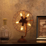 Bild in die Galerieansicht laden, Tischlampe im alten Stil mit Ventilator