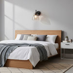 Carica l'immagine nella visualizzazione Galleria, Lampada da Parete Moderna Readium con Paralume in Vetro – Testa Regolabile per Camere da Letto e Corridoi