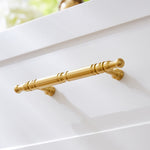 Afbeelding laden in galerijweergave, Kwikset Cameron doorgangs messing deurknop – niet-vergrendelbaar, dummy optie