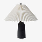 Afbeelding laden in galerijweergave, Ceruna Vintage Stijl Tafellamp - Metalen Kooi Kap voor Studiekamer en Lounge