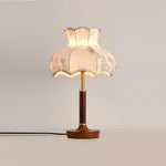 Bild in die Galerieansicht laden, Melilla Tischlampe