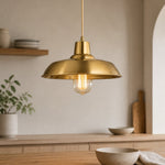 Afbeelding laden in galerijweergave, Brass pendant light near kitchen shelving