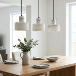 Bild in die Galerieansicht laden, Cylorion Alabaster-Pendelleuchte – Moderne minimalistische Hängeleuchte für das Esszimmer