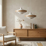 Charger l'image dans la visionneuse de la galerie, Suspension contemporaine à étages Layervelle – Lampe suspendue sculpturale en bois et métal pour salon