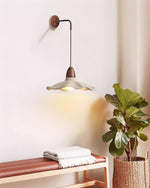 Bild in die Galerieansicht laden, Crested Wave Wandleuchte