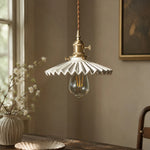 Cargar imagen en el visor de la Galería, pleated ceramic pendant light 19