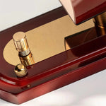 Afbeelding laden in galerijweergave, Livessa Moderne Wandlamp – Sculpturale Glazen Kap Wandlamp voor Slaapkamer of Woonkamer