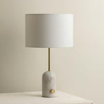 Bild in die Galerieansicht laden, Penn Tischlampe