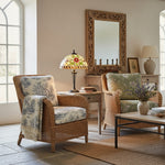 Afbeelding laden in galerijweergave, TF Angelique Stijl Tafellamp – Handgemaakte Glazen Kap met Warme Sfeer