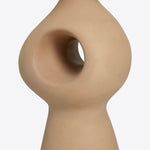 Afbeelding laden in galerijweergave, Pryssa sculpturale keramische vloerlamp - ivoorkleurige linnen kap voor woonkameraccent