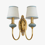 Afbeelding laden in galerijweergave, Rowanea Keramische Wandkandelaar met Stoffen Kap en Metalen Afwerking – Boerderij Moderne Ganglamp