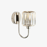 Afbeelding laden in galerijweergave, Tracian wandlamp met geslepen glazen kap – tijdloze verlichting voor entrees en woonruimtes