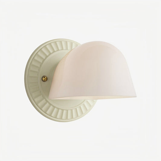 Aplique de Pared Fiesta Acanalado – Diseño Inspirado en Art Decó con Iluminación Ambiental Suave para Baño o Dormitorio