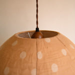 Cargar imagen en el visor de la Galería, Close view of shade frame and top fitting